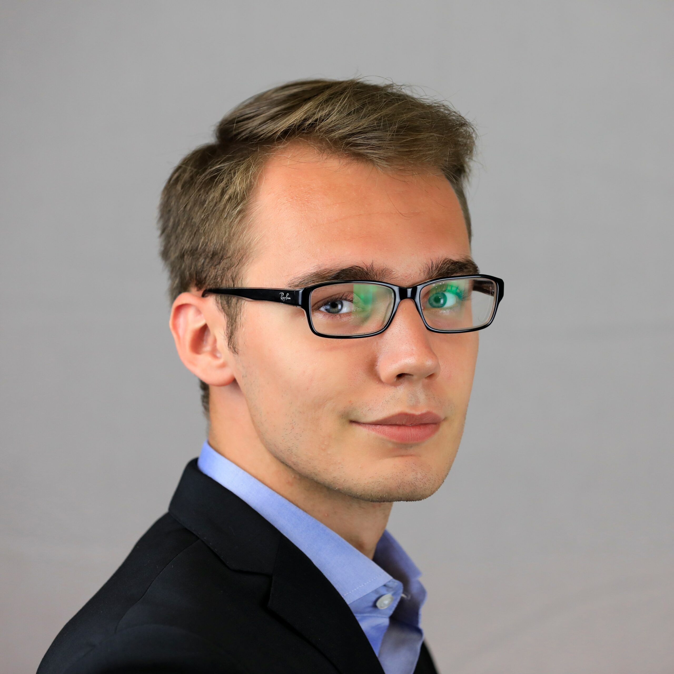 Expert Profile Image